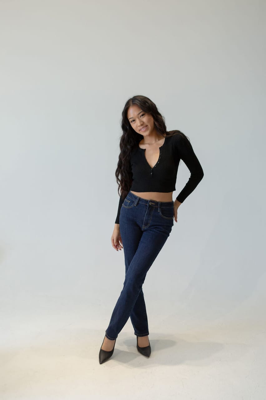 Mid-Rise Straight / Slim Jeans for Women