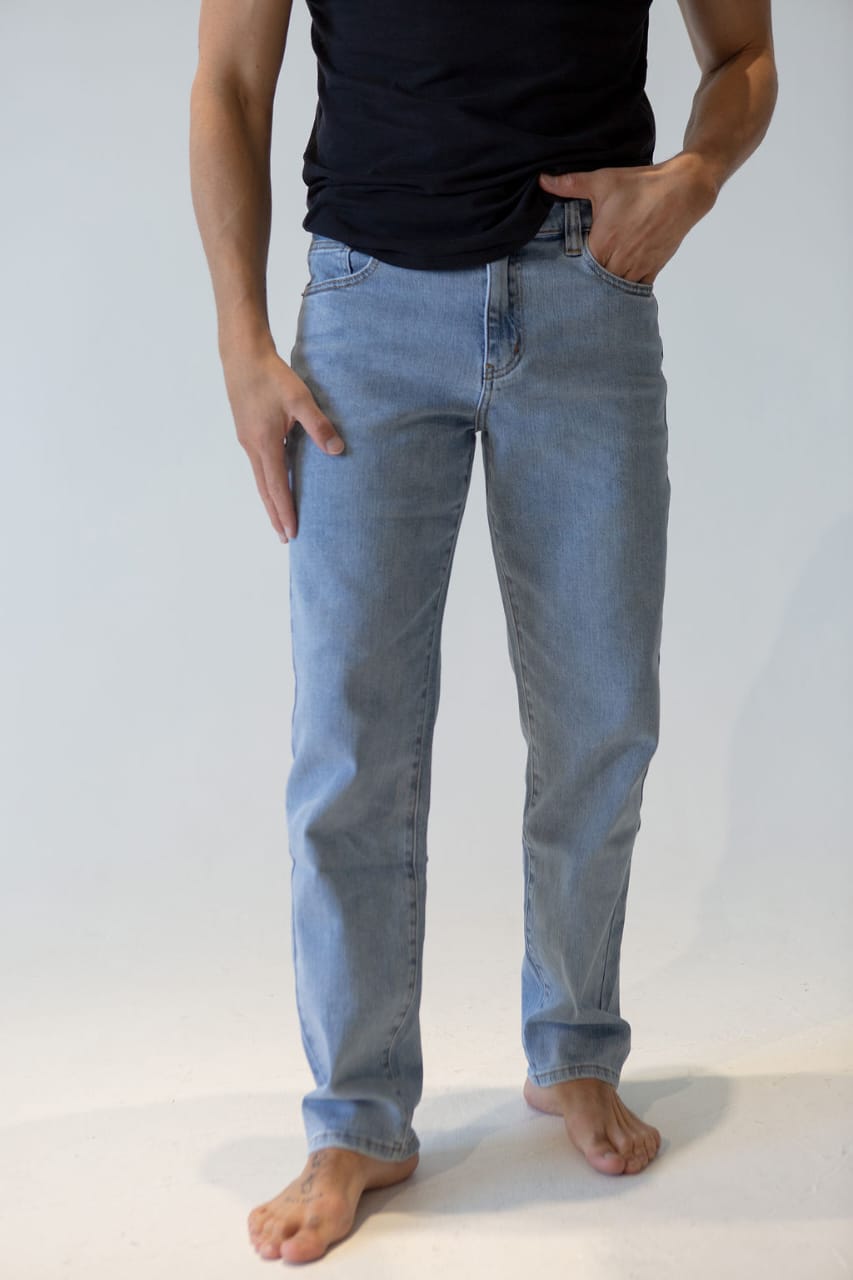 Mid-Rise Straight / Slim Jeans for Men