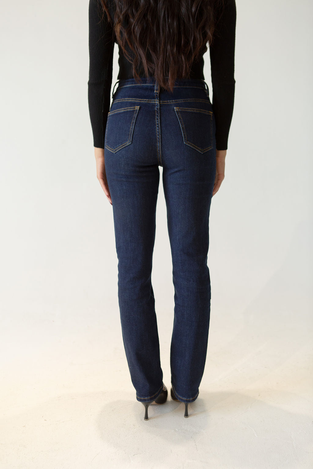 Mid-Rise Straight / Slim Jeans for Women