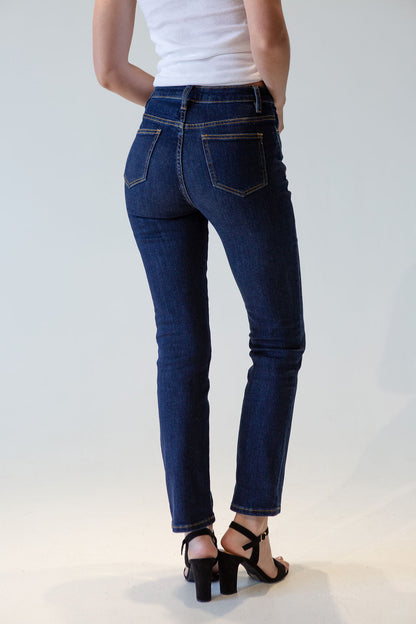 Women’s Straight/Slim Fit Stretch Jeans – Soft Cotton Comfort, Everyday & Evening Style