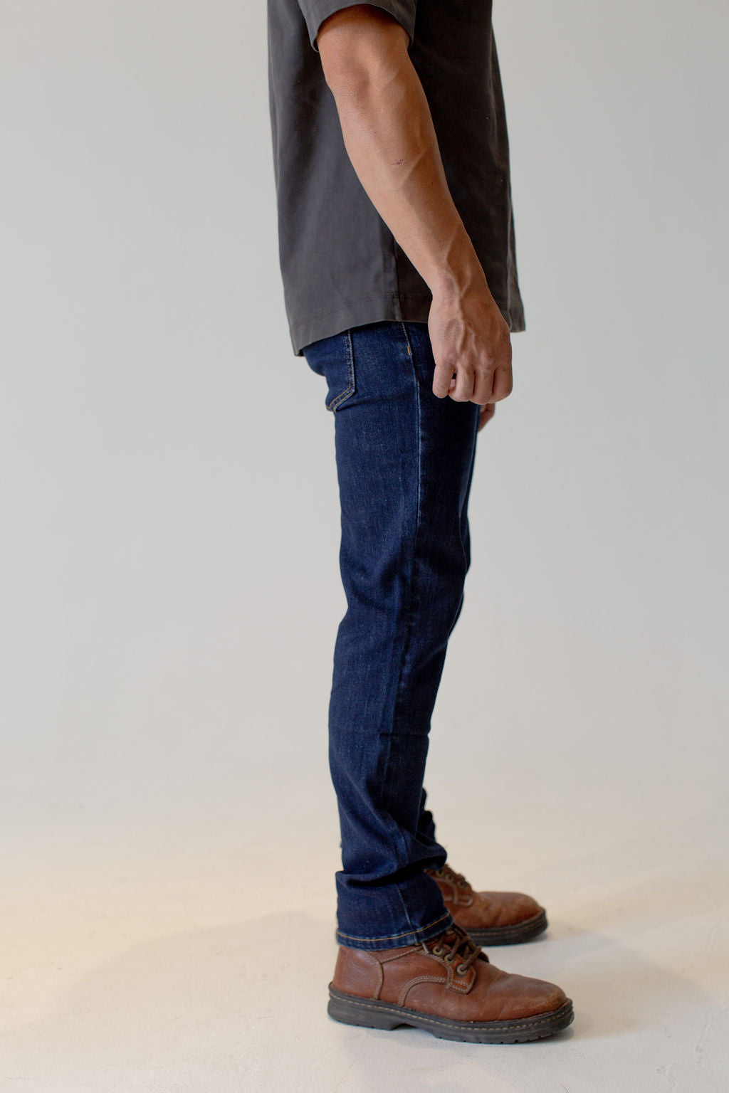 Mid-Rise Straight / Slim Jeans for Men