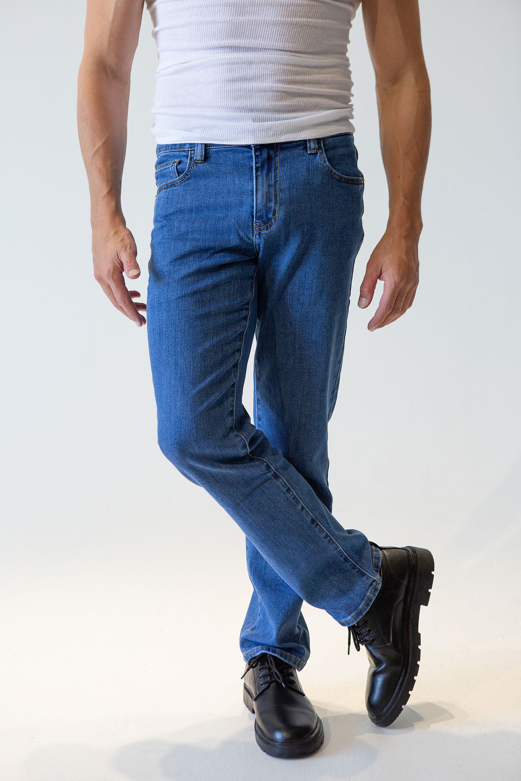 Men’s Straight/Slim Fit Stretch Jeans – Soft Cotton Comfort, Everyday & Evening Wear